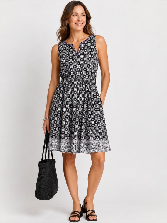 Market & Spruce Dresses & Skirts - Stitch Fix Market & Spruce Auria embroidered Dress
